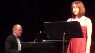 Wie Melodien Zieght Es Mir - Kari Crimmins