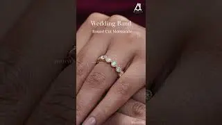 Round Cut Moissanite Wedding Band