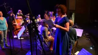 Pas moyen d 's arr&ecirc;ter pour respirer, An dro, M. Jean BLANCHARD