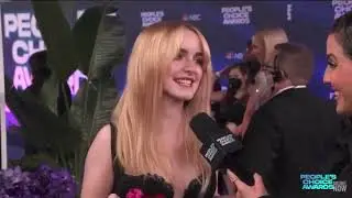 McKenna grace in people choice awards 🥳🥳🎉🥳