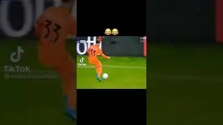 Bernardeschi rischia la giocata. 😱