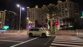 Dubai Walking Tour-Palm Jumeirah From Nakheel Mall to the Beach!🌴🌊  (4k Ultra HD 60fps)