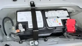 BMW X7 AGM Battery Access