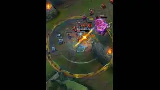 Diana's double kill on the limits League of Legends #leagueoflegends  #diana #funnysauron #shorts