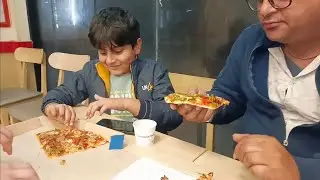 Abeer ko aaj mili pizza party 🥳 bada kush ho gaya abeer
