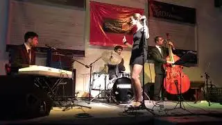 Call me maybe (Carly Rae Jepsen, jazz cover) - Concierto de B&aacute;rbara Jorcin