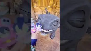 My baby dragons meeting Toothless!!!