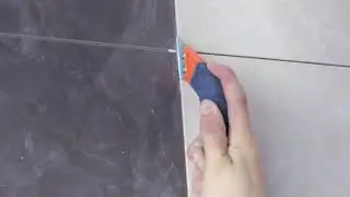 Como remover cruzetas ap&oacute;s massa secar. How to remove stuck tile spacers