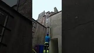 The Phantom gutter vacuum can reach the unreachable 