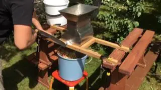 Manual apple crusher RS-2, fruit grinder, grape mill, quinces, pears