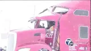 29 vehicle pile-up occurs near Amarillo after snow storm