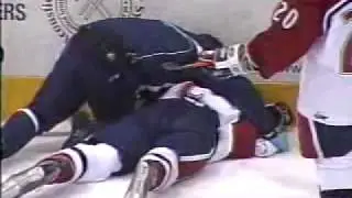 Tyler kennedy slashs Scott Todd from bench