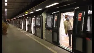 Napoli - Prima corsa notturna per nuovo treno Metro Linea 1 (22.07.20)