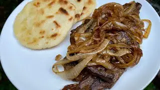 Como preparar HIGADO ENCEBOLLADO CON AREPAS