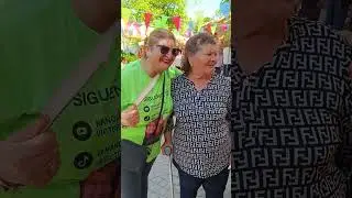 LA ABUELA VICTORIA DE COMPRAS EN EL MERCADILLO MEDIEVAL
