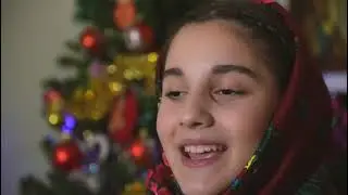 Sus la usa ceruluiu  -Elisabetta Hapciuc