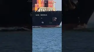 MOVING FAST FORT MONROE VIRGINIA 🌊🌊 #SHIP #WAVES #SHIPPING #international #amazing #ocean