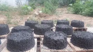 ASMR:crunchy pure charcoal & gritty dusty pure charcoal crumbling in bucket/satisfying and relaxing