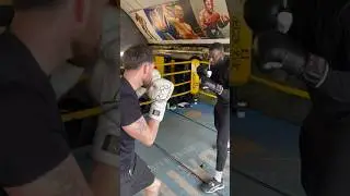 BOXING FUNDAMENTALS - CATCH & PARRY  🥊 #bigg #sedons #donstrapzy #boxing #boxingworkout