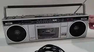 Sears SR2100 Series AM FM Mini Boombox Ghetto blaster Portable Radio Vintage (FOR SALE ON EBAY)