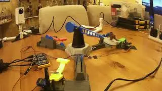 Remote Loopin' Chewie Yellow Player test