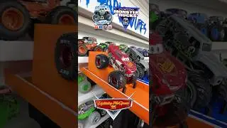 #monsterjam #Toy #MONSTERTRUCKS #Racing #857 #LightningMcQueen 🆚 #GraveDigger #DoubleLoop #battle