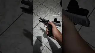 Taurus PT-92 com red dot