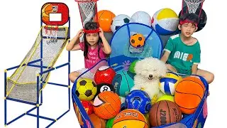 Kids Xavi & Anna Play with Toy Basketball Hoop Set & Bouncy Ball for Toddlers (Basketball Kids)