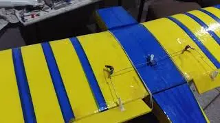 linkagem dos ailerons com apenas um servo