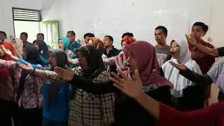 BIKIN MERINDING!!..Lagu Kau Magetanku oleh tim paduan suara  P3MD se kab. Magetan