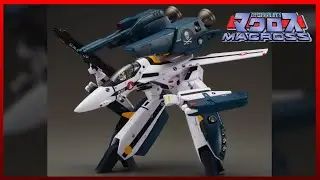 Completely Transformed VF-1S Strike Valkyrie Roy Focker Special Movie Ver. 1/60  Figure by Arcadia
