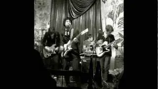 Thee Vicars - Small Town Blues