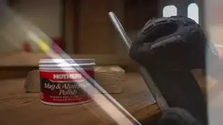 How to use Mothers Mag & Aluminium Polish