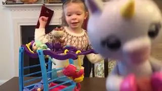 Arden Gets New Fingerlings.... Kingsley the Sloth and Gigi the Unicorn!  (Gigi is a SURPRISE!)