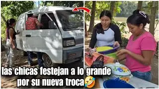 Una mega  celebración para festejar que roma les dio la trokona del año🤣