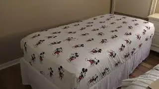 Mickey Mouse Comforter and Bed Sheets Unboxing