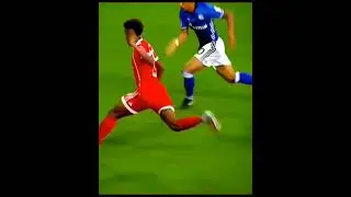 Top 10 Insane Football Skills & Dribbles | Best Soccer Skills