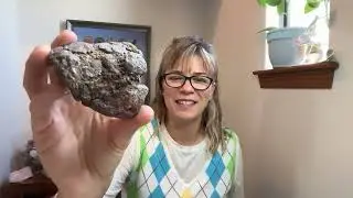 Impact-altered Chert Mohs hardness &asymp; 7.6.  My Blue Bubble rock from Rock Elm, Wisconsin Channeling