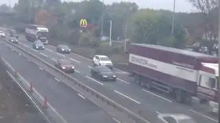 DOWNTONS LORRIES ON M6,SANBACH 301016