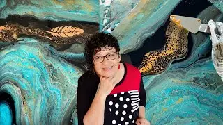 How to Achieve Stunning Fluid Art with Spray Paint & Stencils