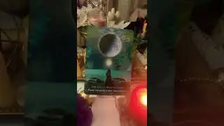 One card pull for full moon!