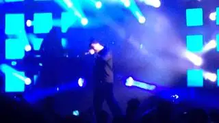 Drake OKC Chesapeake Energy Arena Club Paradise Round of Applause!!!!!! 2/28/12