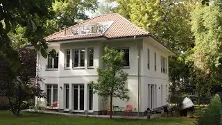 Eine individuelle Stadtvilla - klassisch inspiriert. Zu Besuch bei Bauherren.