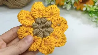 Wow 🤩 What a fantastic motif tutorial ❣️ #crochet #knitting #crochetflower 