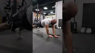 OMUZ KASLARINI GELİŞTİR!