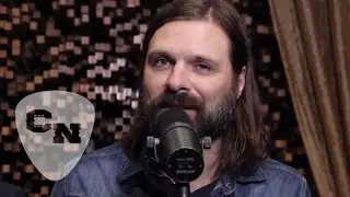 Mac Powell Performs 