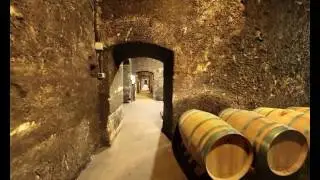 Haro, La Rioja Alta: Bodegas Bilba&iacute;nas