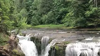 Lower Lewis river falls - cliff jumping