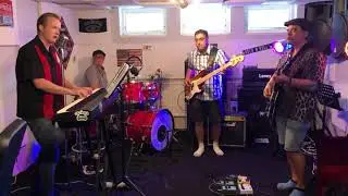 Hey Rosalie - The Cruisers