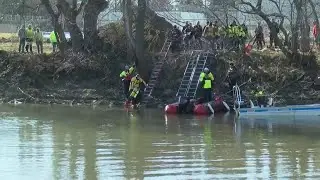 Car pulled from Illinois River linked to 47-year-old cold case